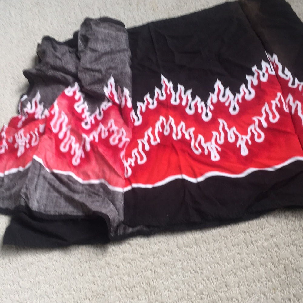 Sarong Coverup - Picture 6 of 9